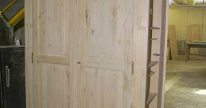 Armadio scarpiera in legno su misura